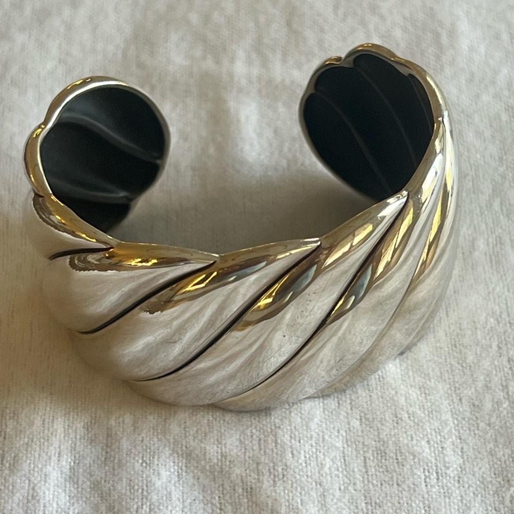 David Yurman women’s silver cuff